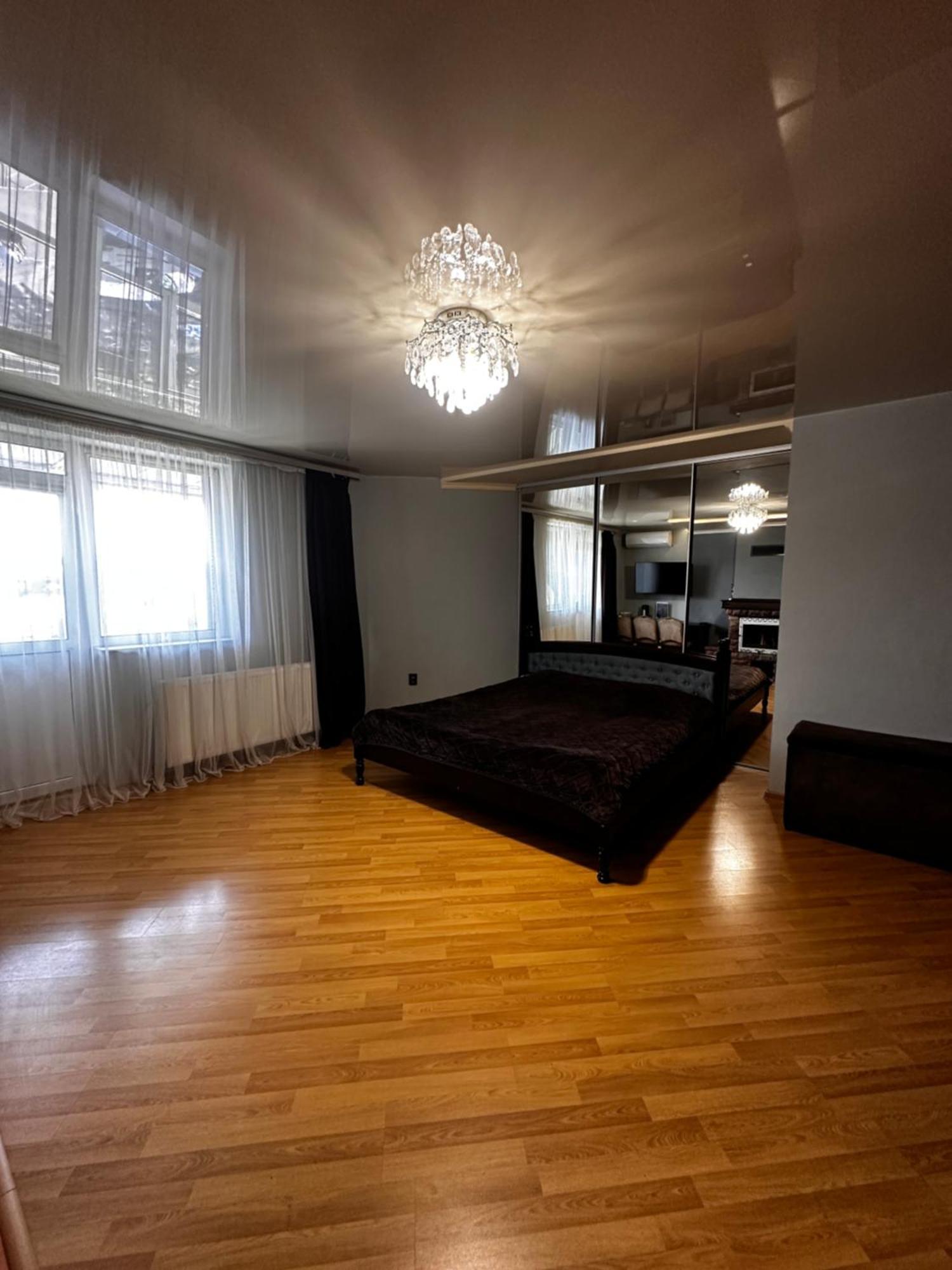 Like Hotel Kolomyja Esterno foto